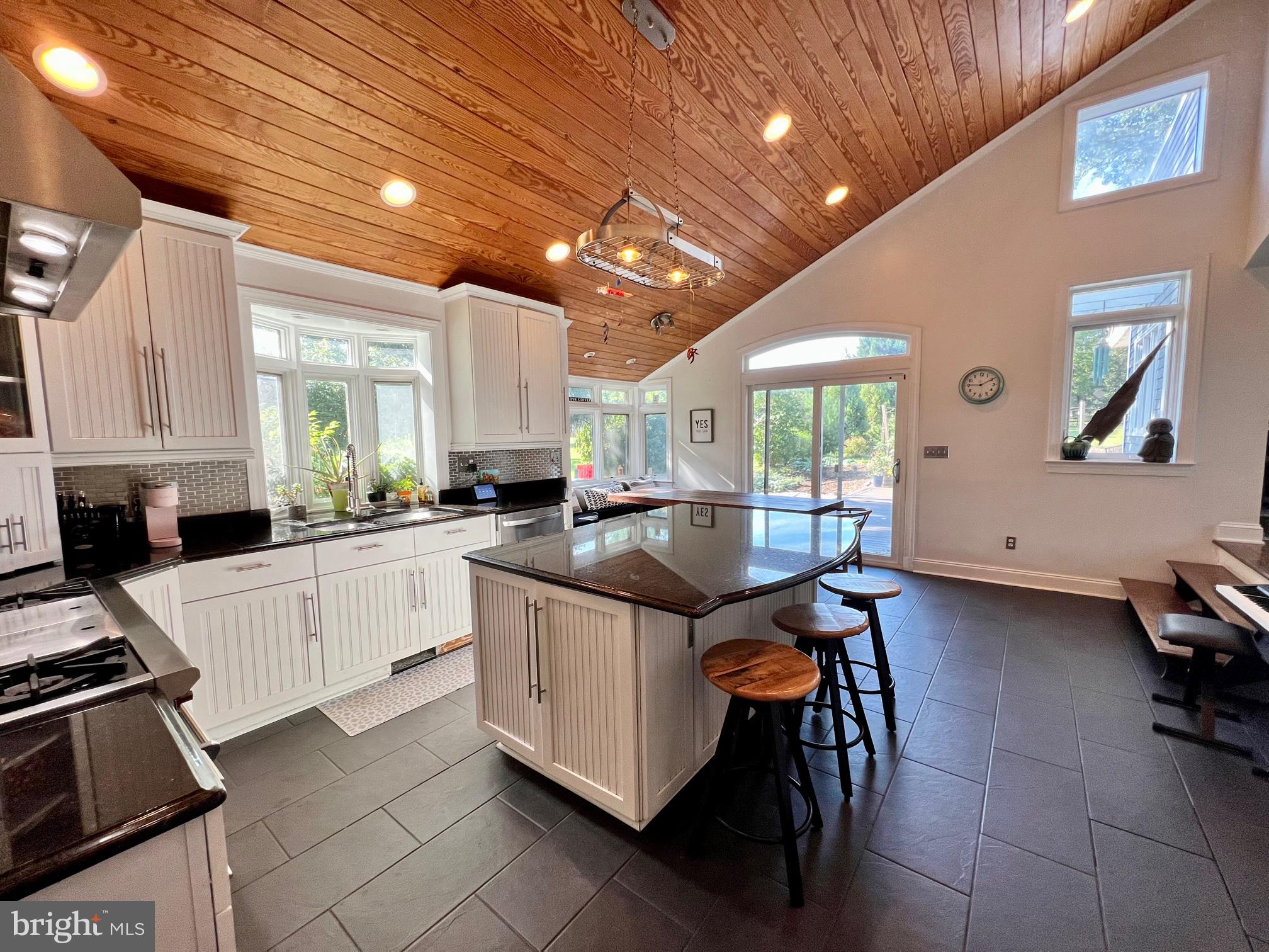 BROAD RUN FARMS - Residential Lease