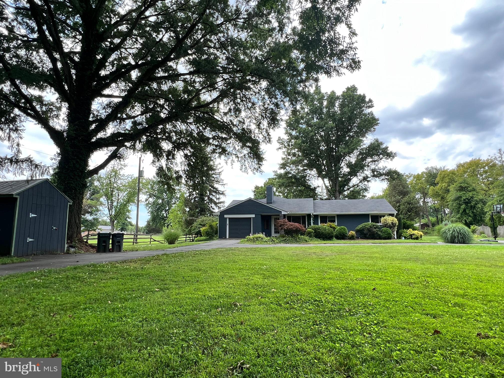 19386 YOUNGS CLIFF ROAD