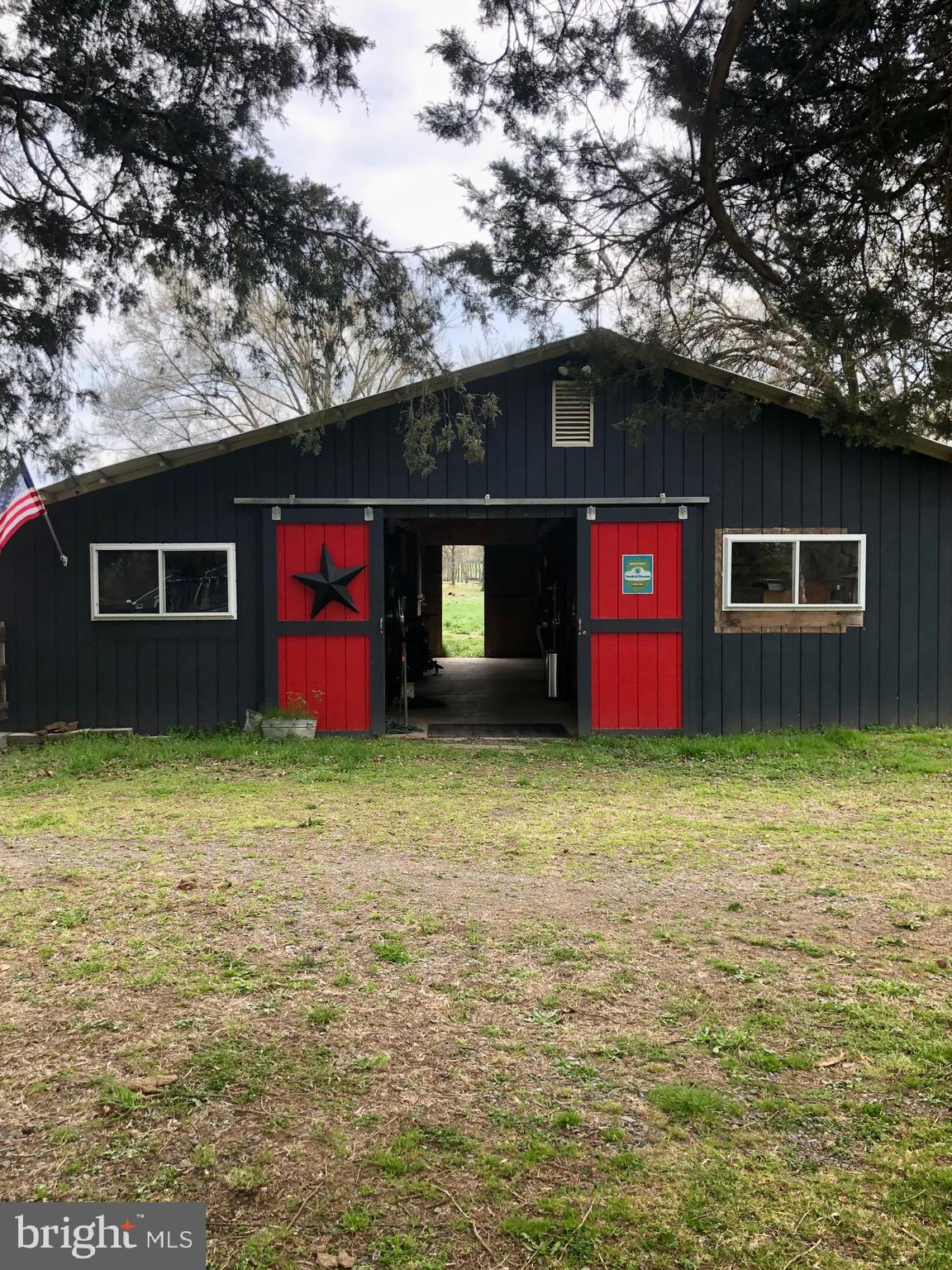 BROAD RUN FARMS - Residential Lease