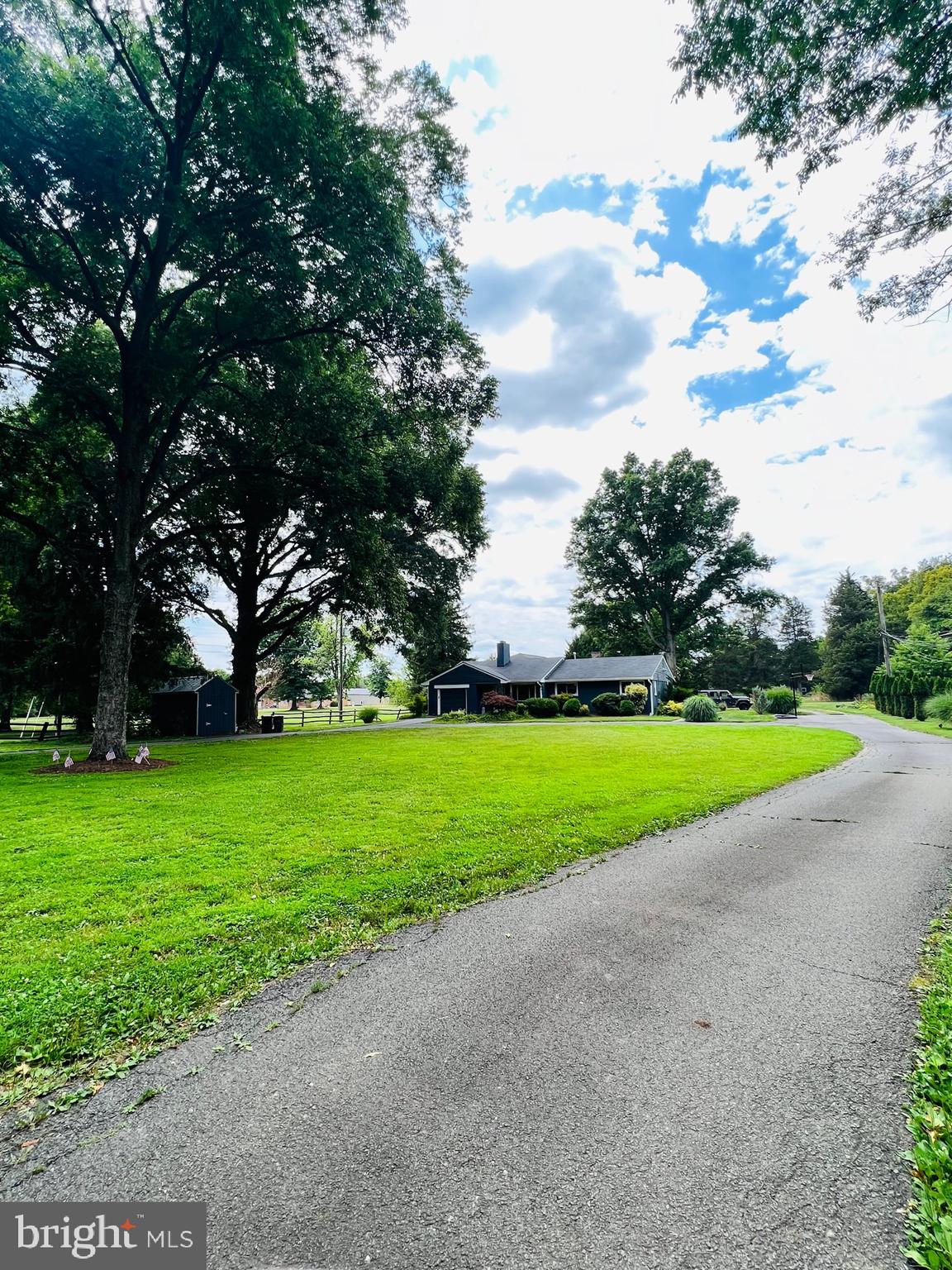 19386 YOUNGS CLIFF ROAD