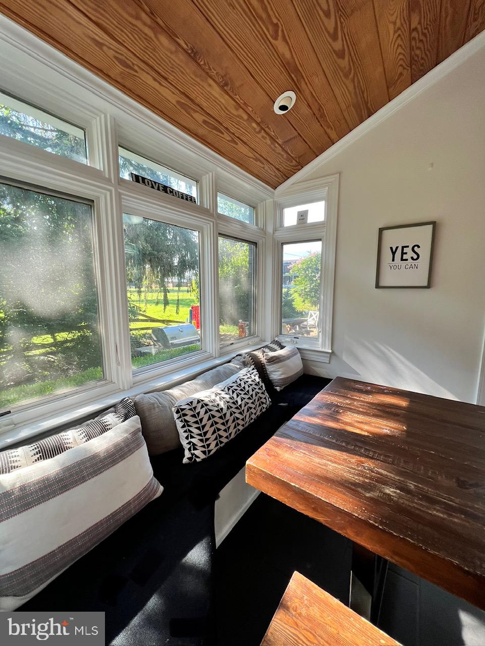 BROAD RUN FARMS - Residential Lease