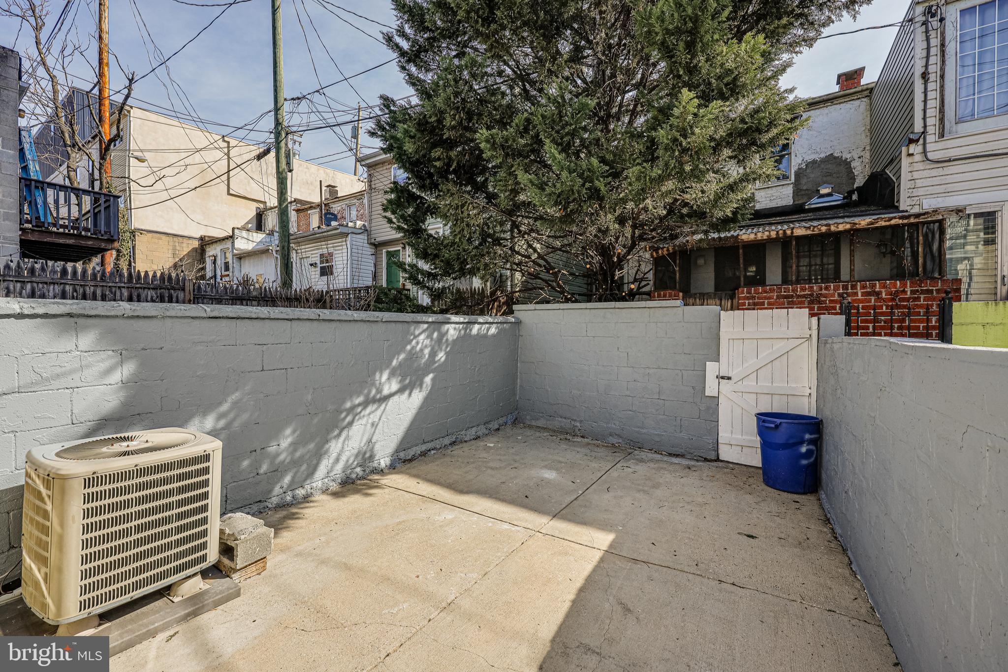 FELLS POINT HISTORIC DISTRICT - Residential