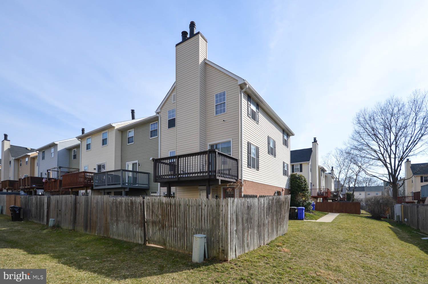 ARBORY CONDOS - Residential