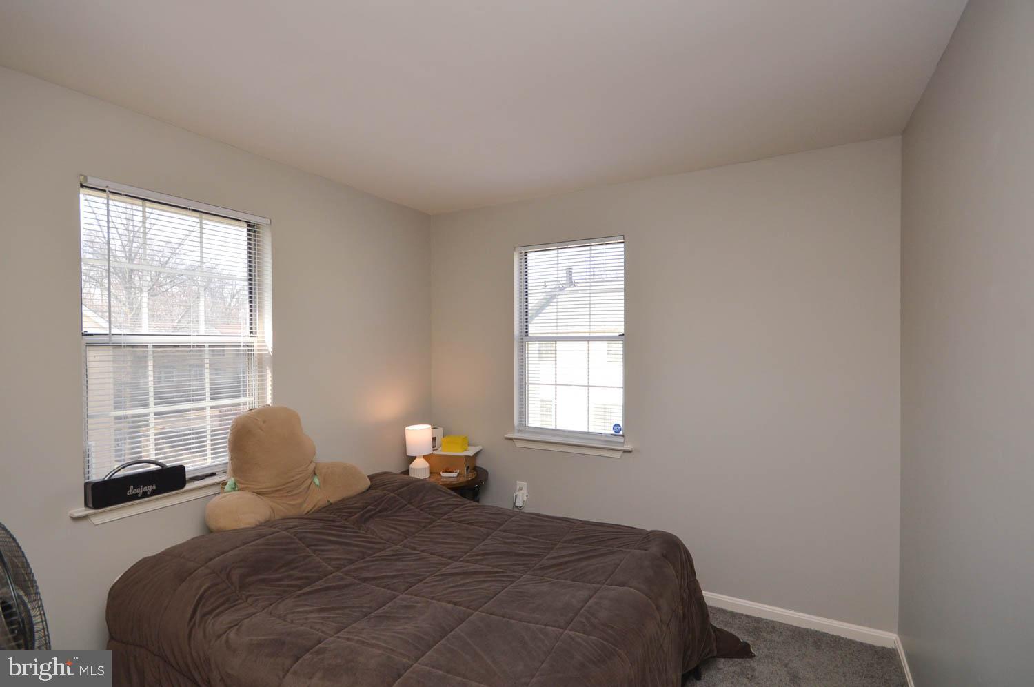 ARBORY CONDOS - Residential