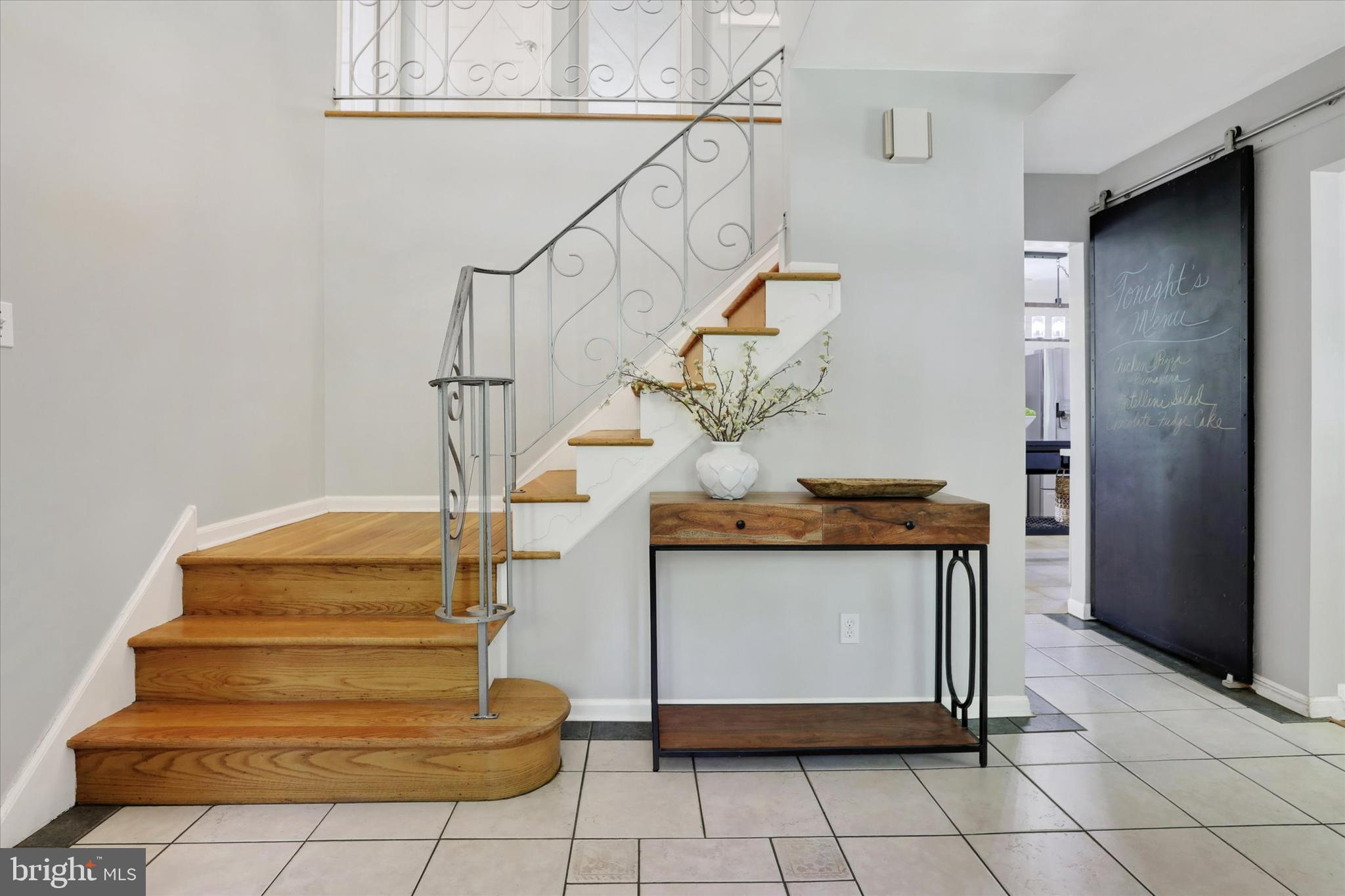 441 BARKER DRIVE