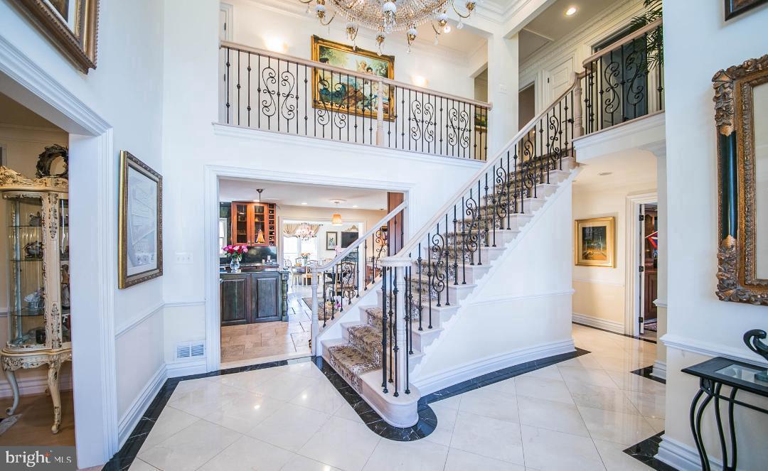 POTOMAC VILLAGE - Residential Lease