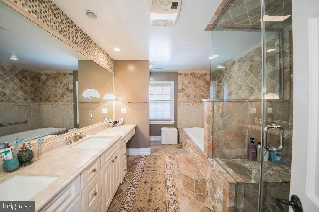 POTOMAC VILLAGE - Residential Lease