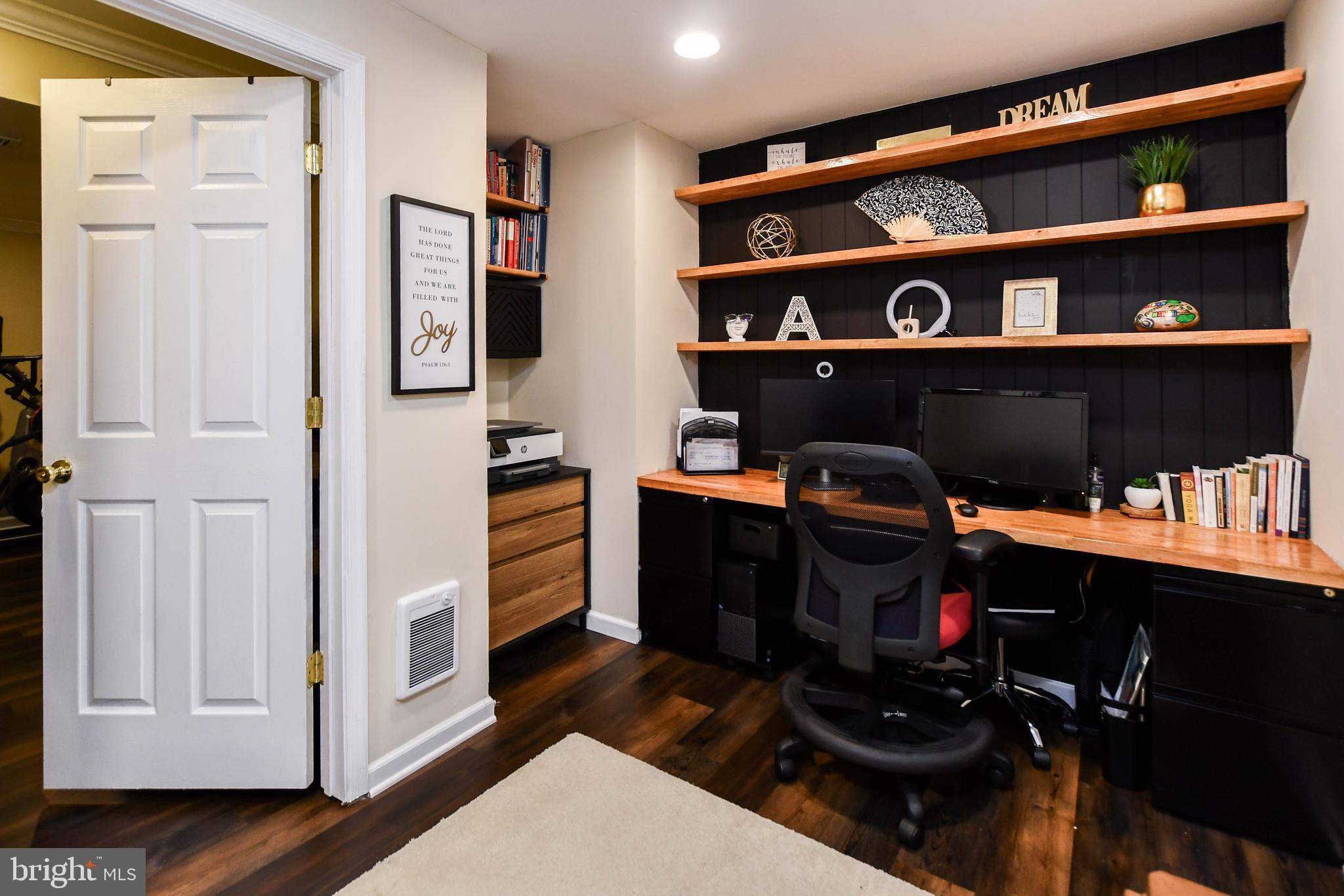 VISTA ESTATES EAST - Residential