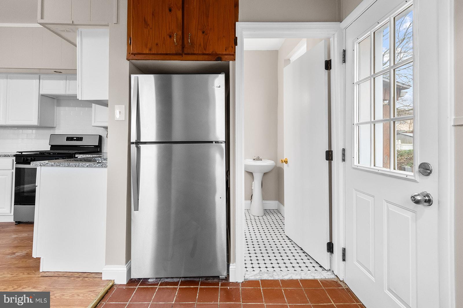 COLLINGDALE - Residential