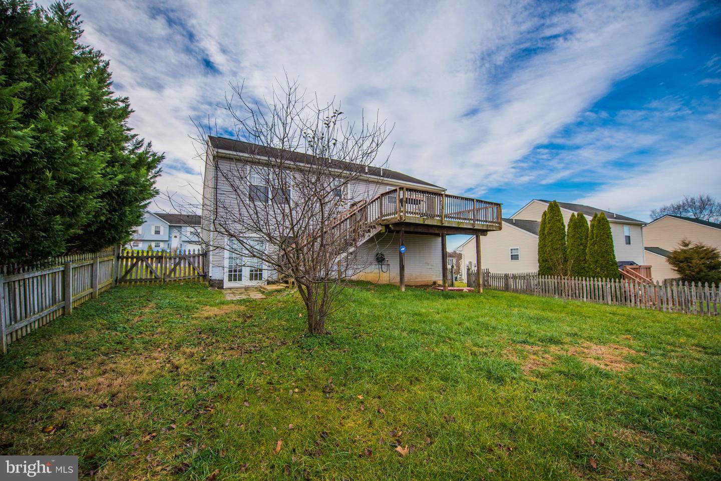 CLUBHOUSE MANOR - Residential