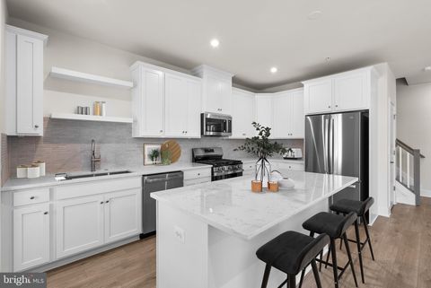 21754 DOLLIS HILL TERRACE BROADLANDS VA 20148