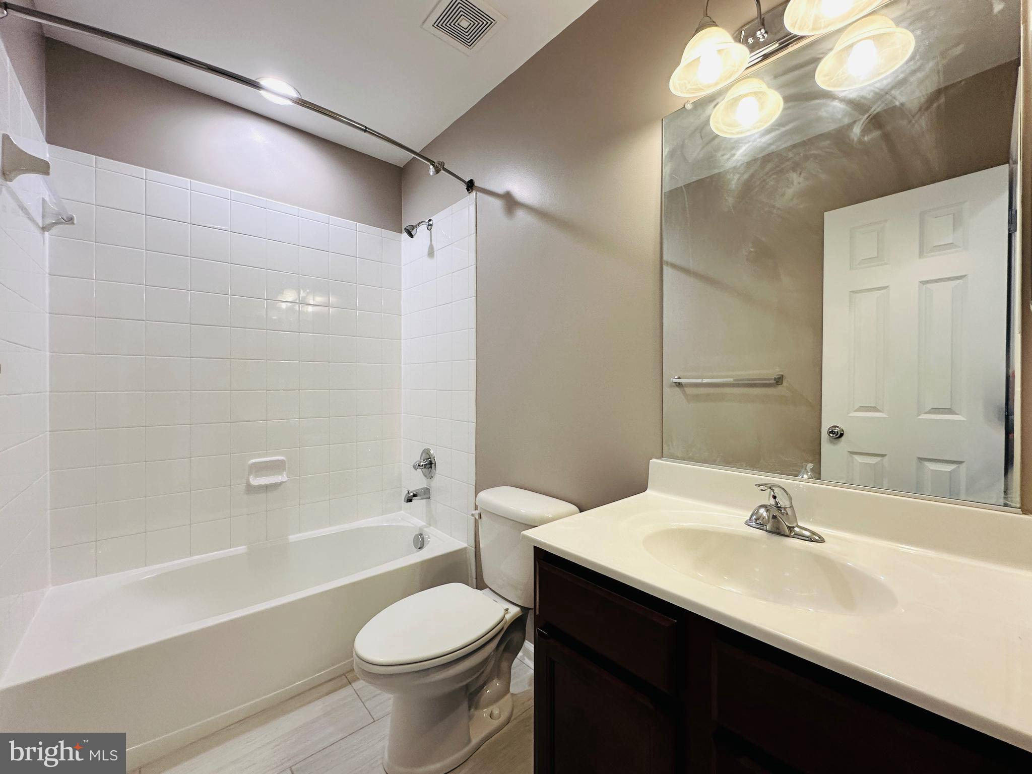 SNOWDEN BRIDGE - Residential Lease