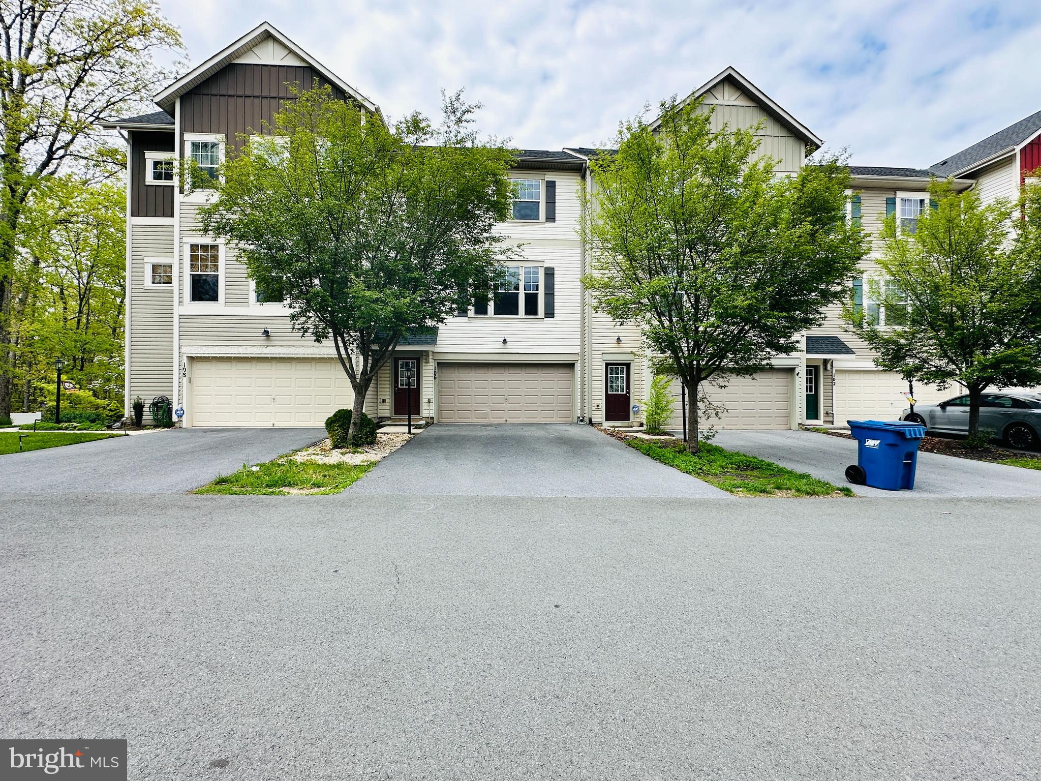 SNOWDEN BRIDGE - Residential Lease