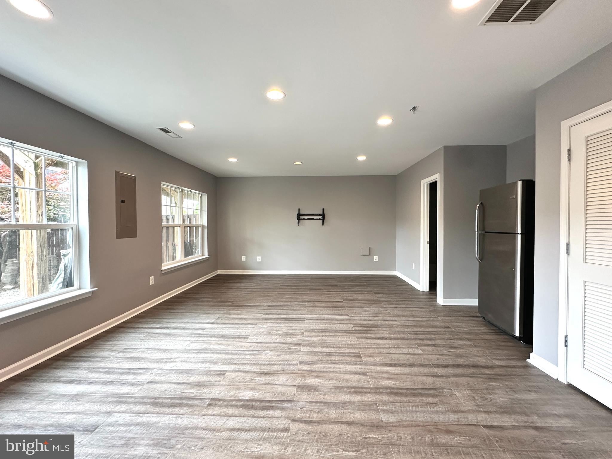 SNOWDEN BRIDGE - Residential Lease