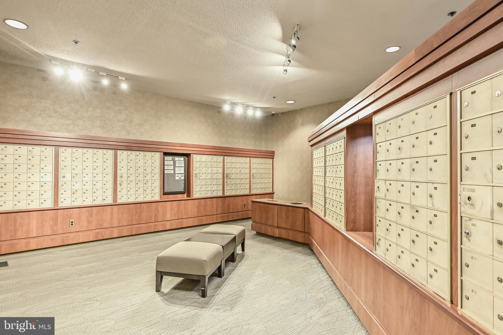 SKYLINE SQUARE CONDO - Residential