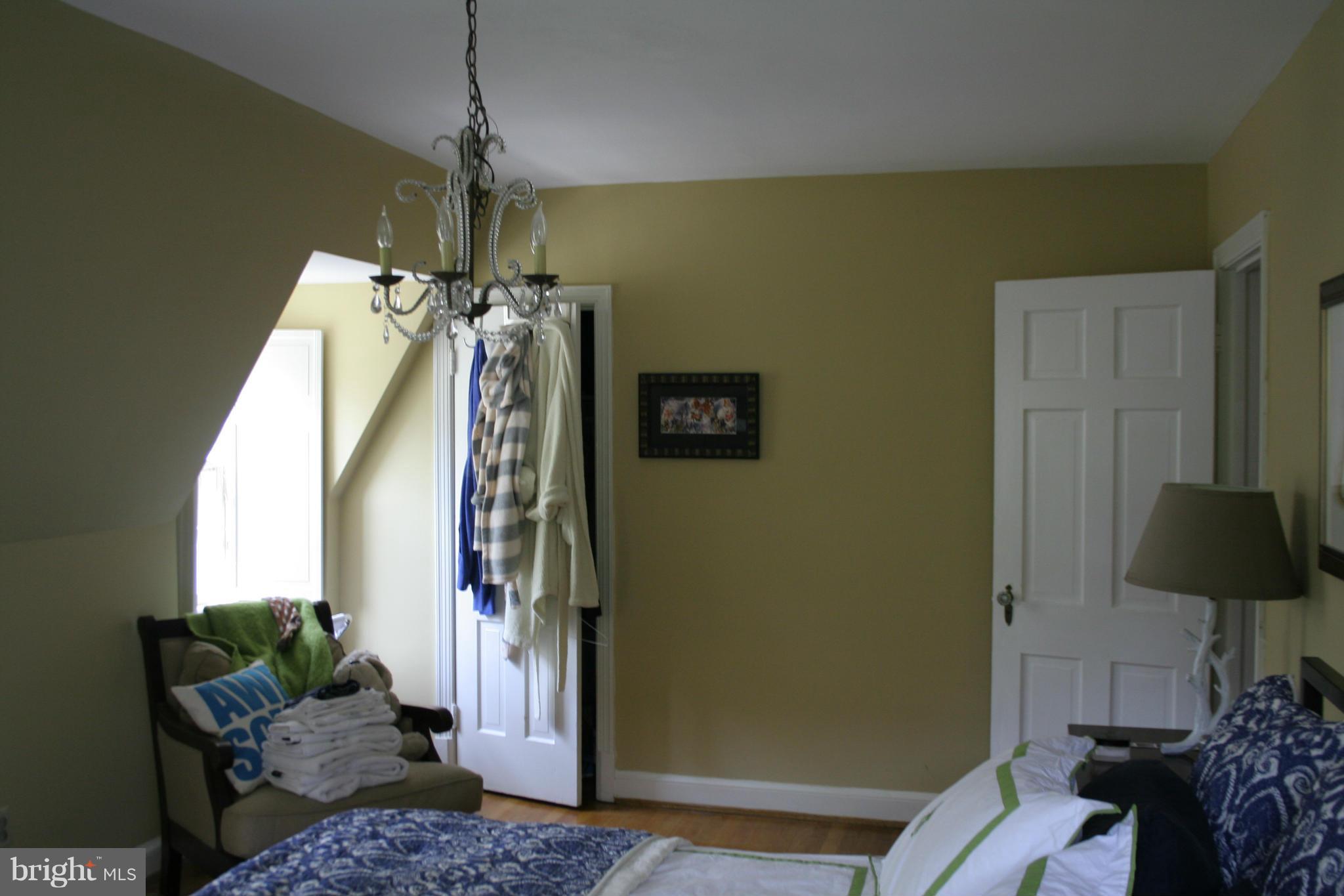 ALTA VISTA - Residential Lease