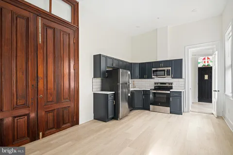 1913-15 Wallace Street Unit ONE BEDROOM, Philadelphia, PA 19130 - #: PAPH2424868