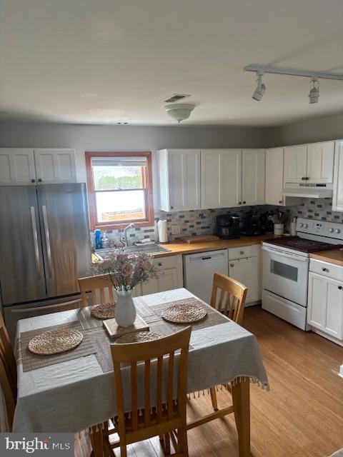 NORRIS HILLS CT - Residential