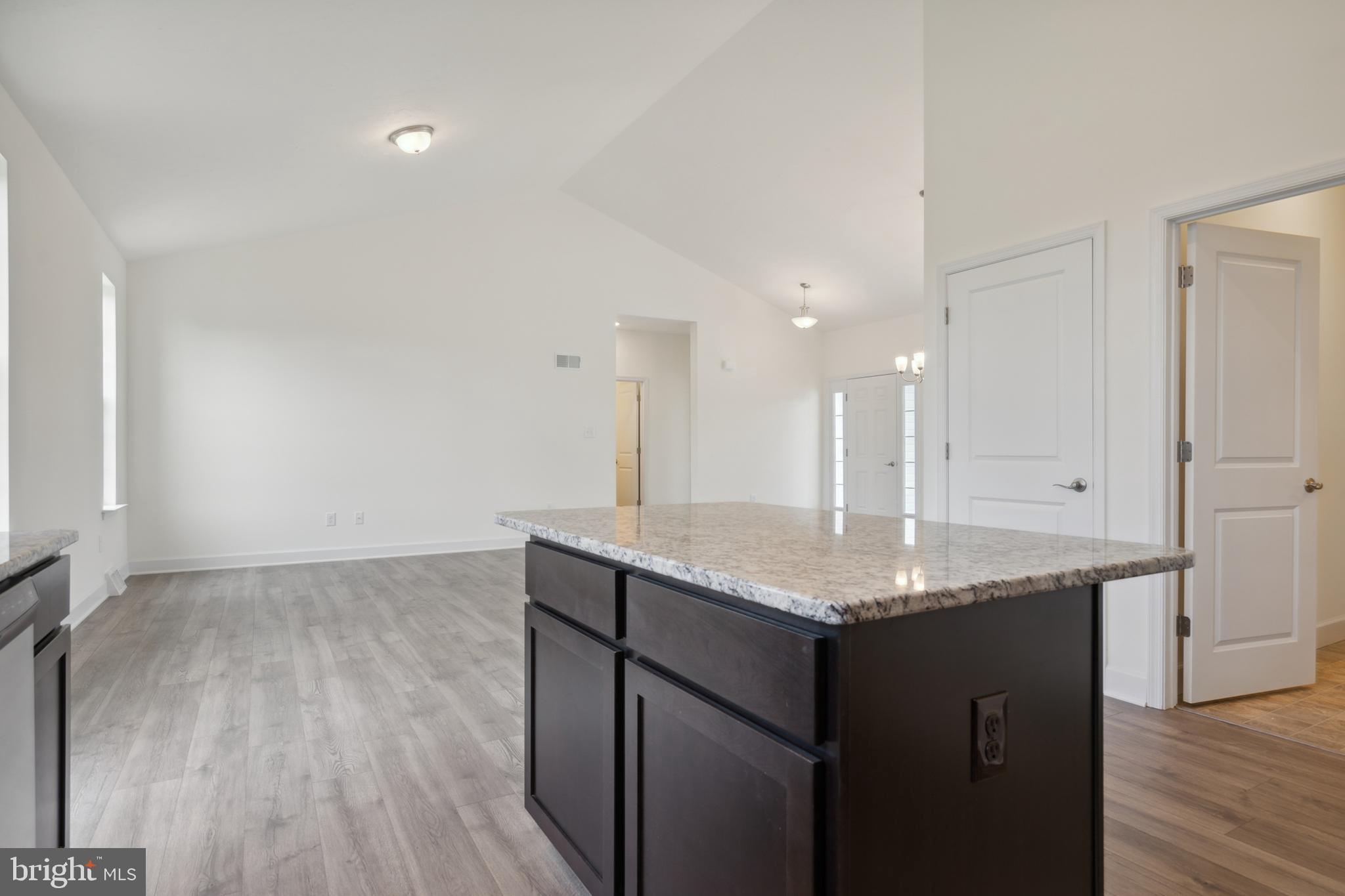 CUMBERLAND VILLAGE - Residential