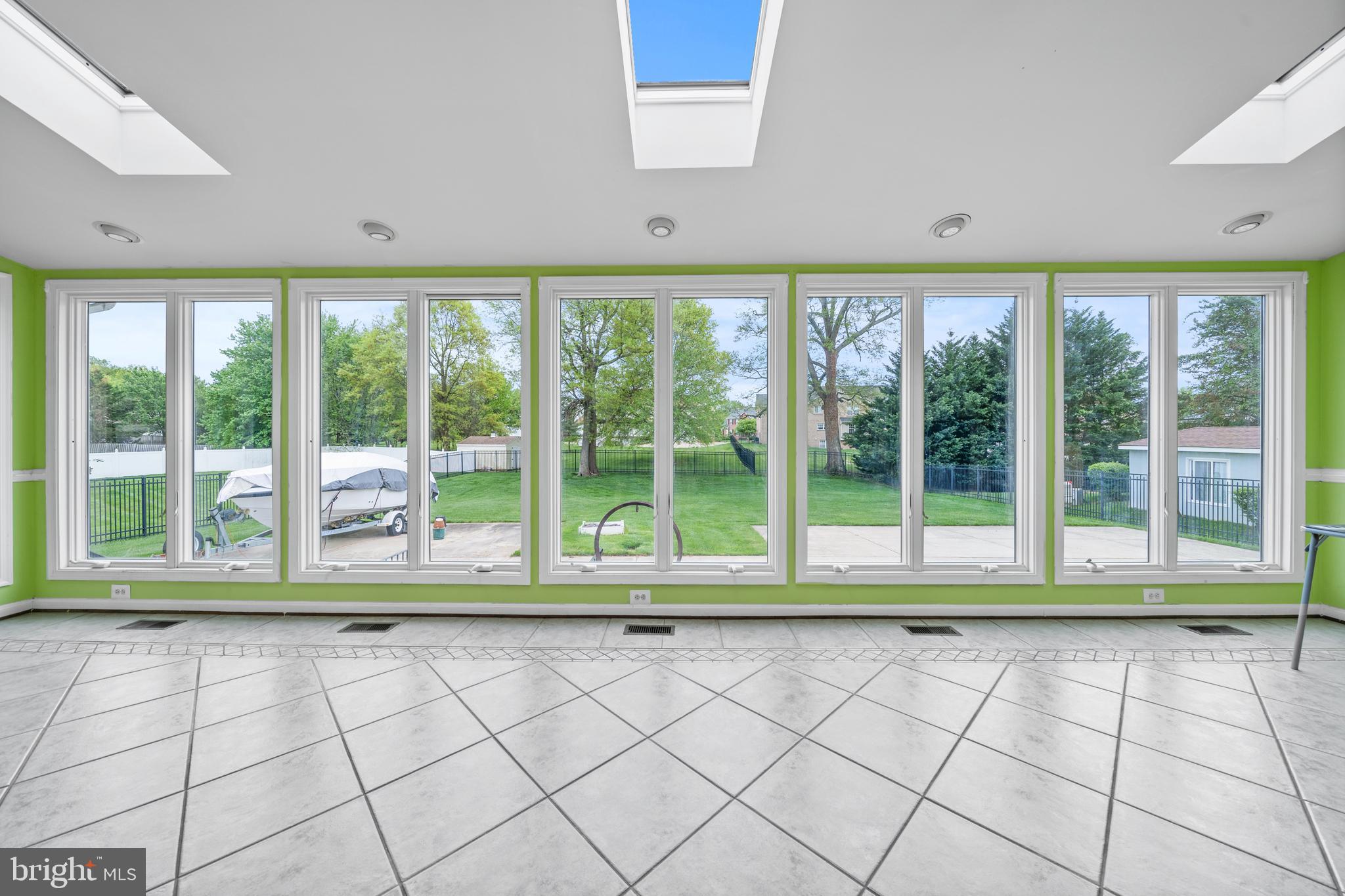 TANTALLON - Residential