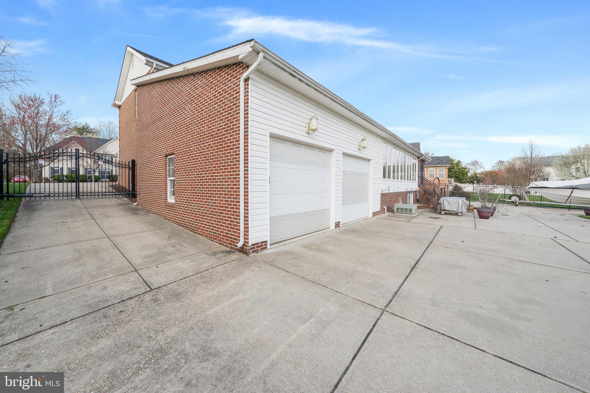 TANTALLON - Residential