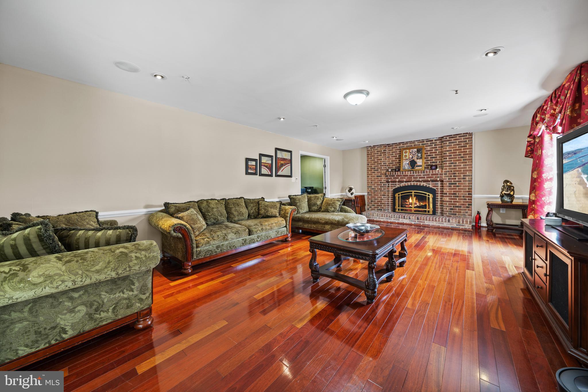 TANTALLON - Residential