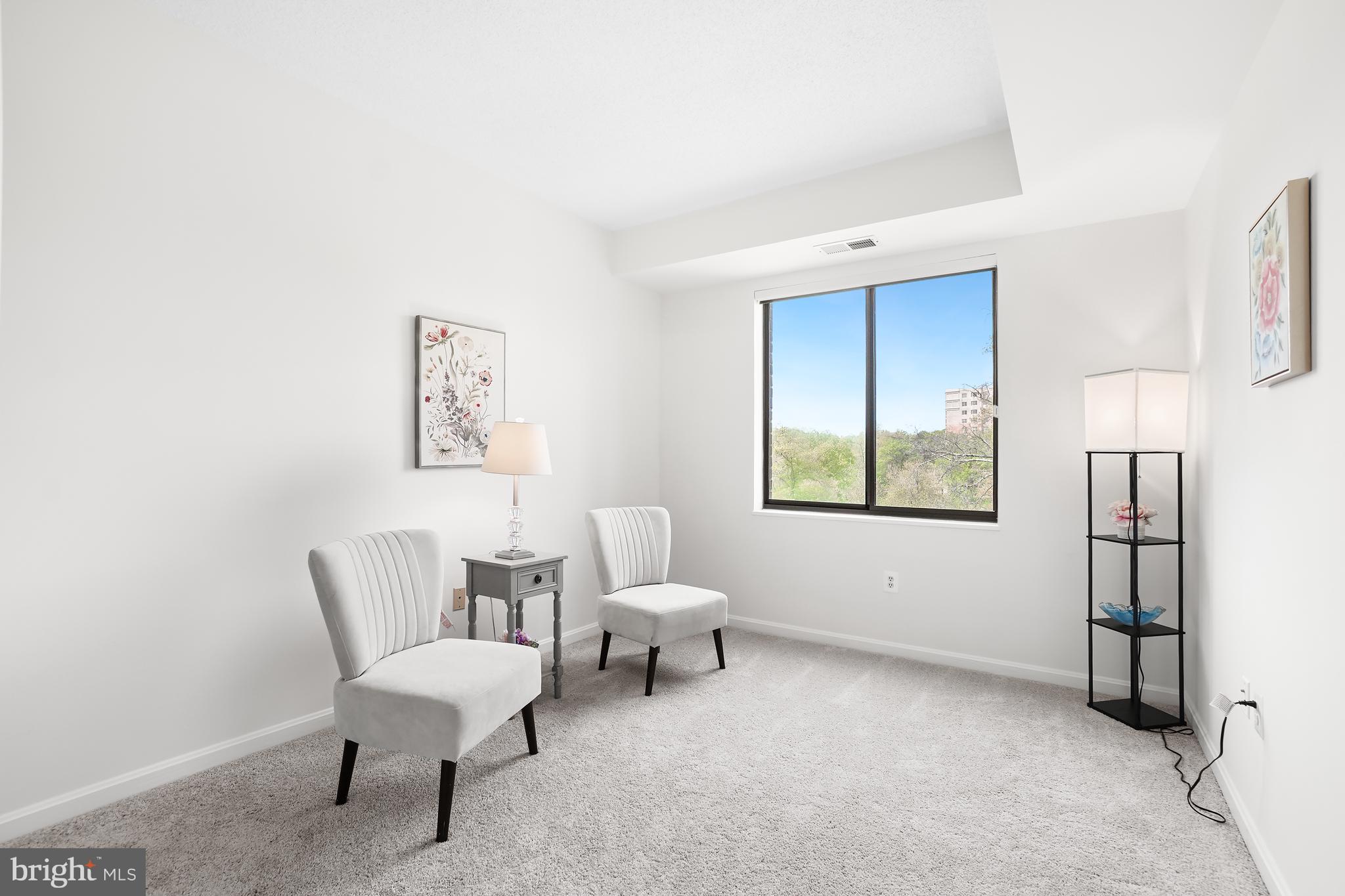 TURNBERRY COURTS AT LEIS - Residential