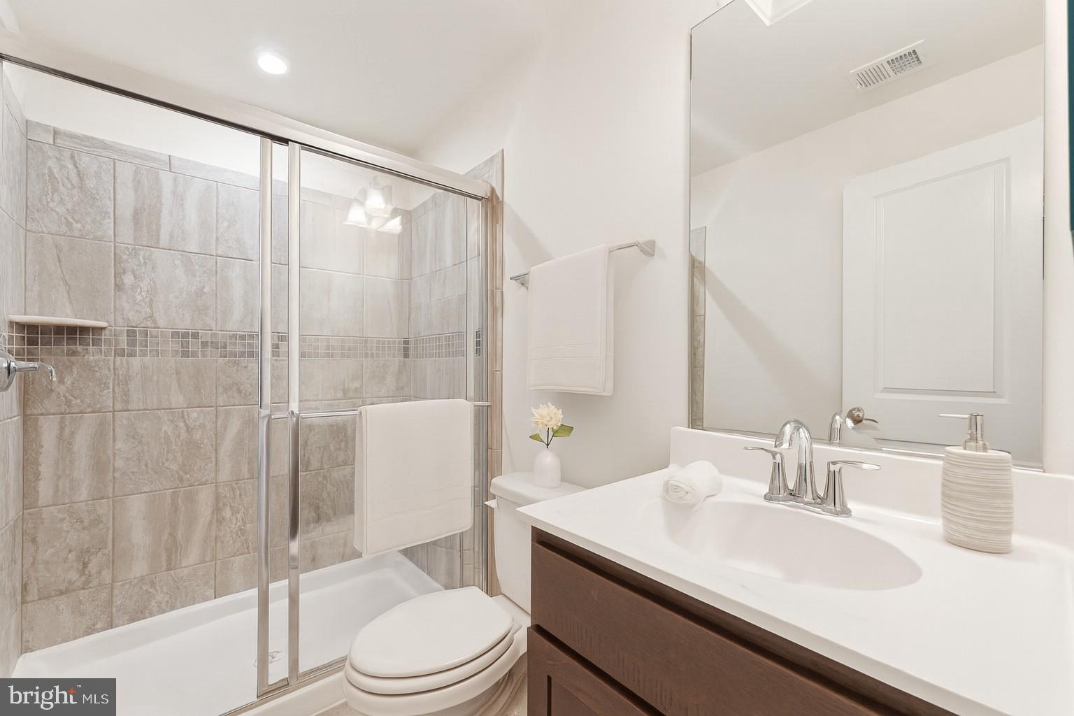 WOLF RUN LANE - Residential