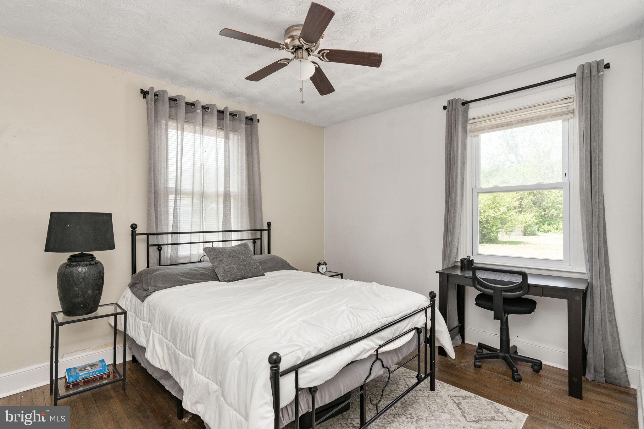 BLUFF POINT - Residential