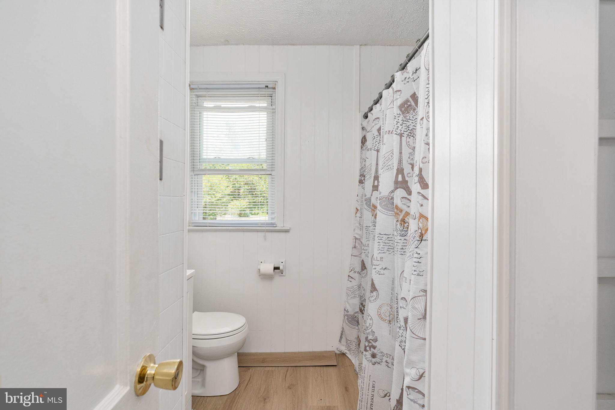 BLUFF POINT - Residential