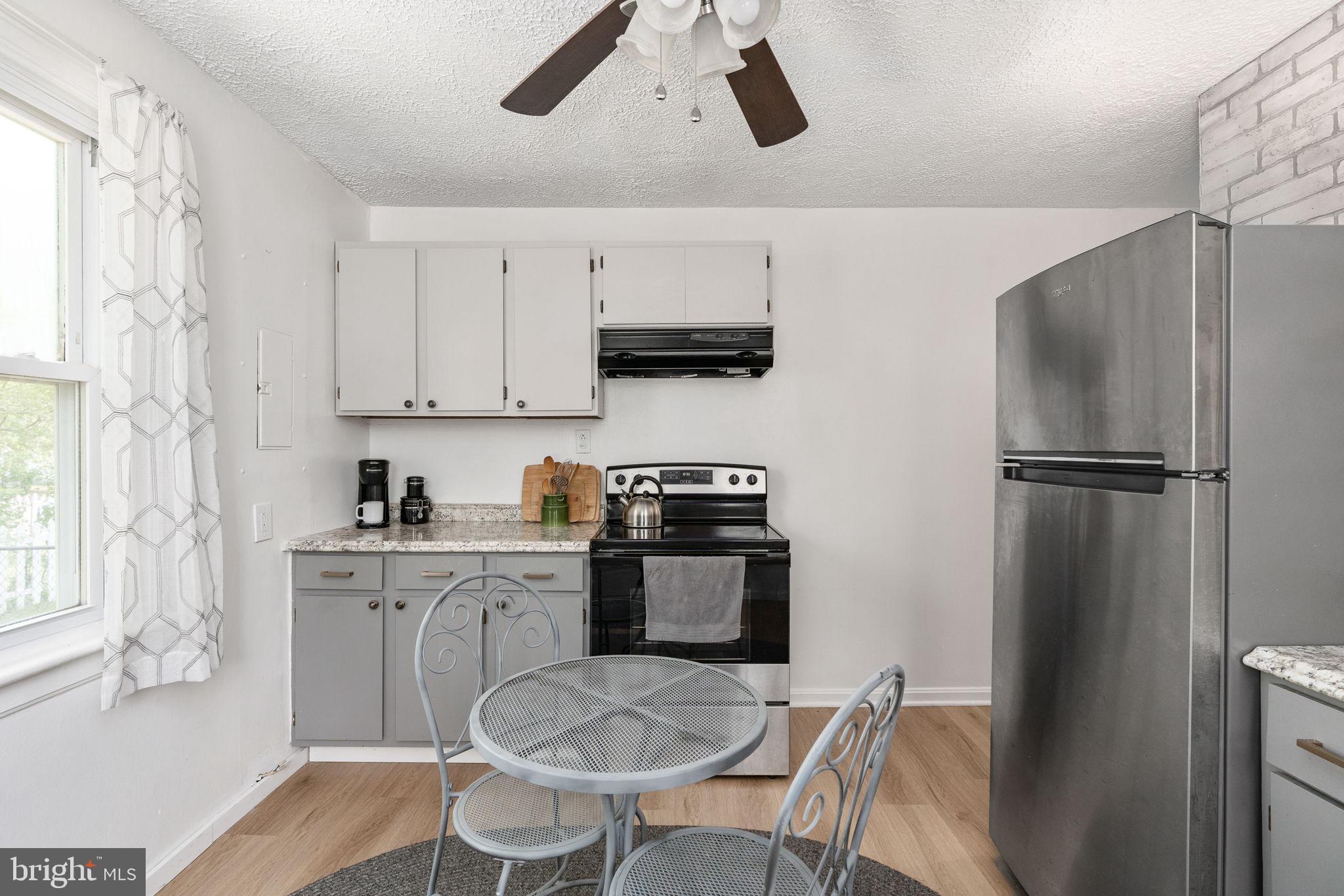 BLUFF POINT - Residential