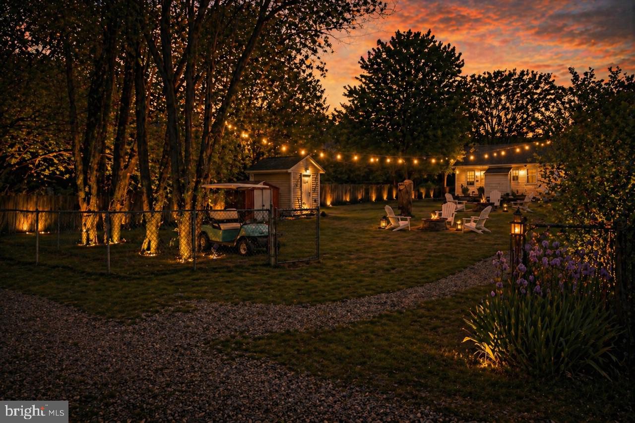 BLUFF POINT - Residential