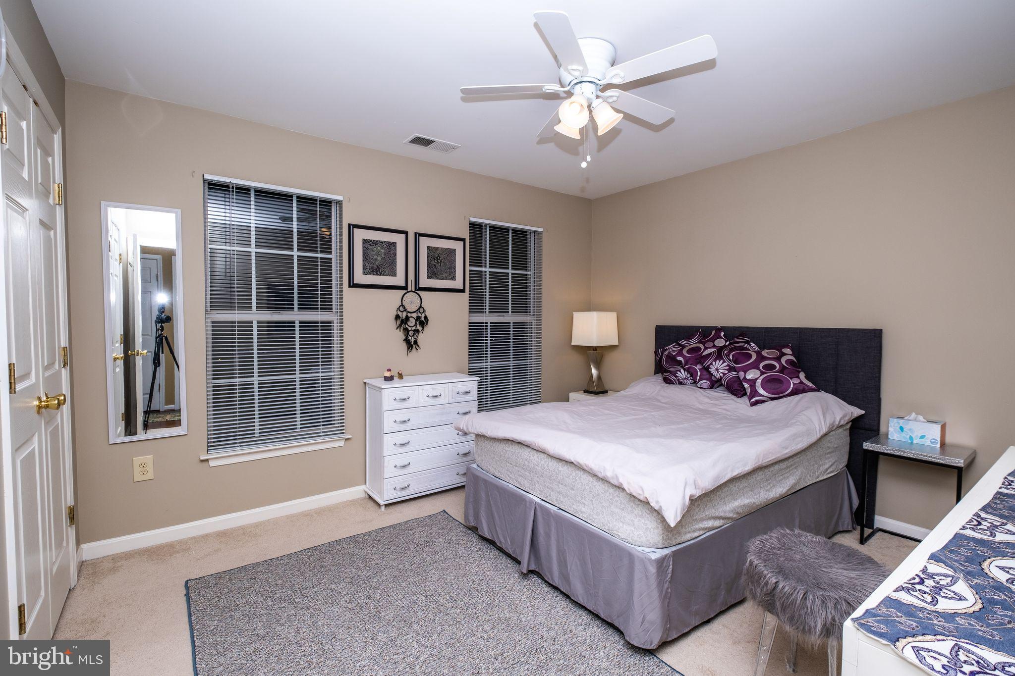 POTOMAC LAKES - Residential