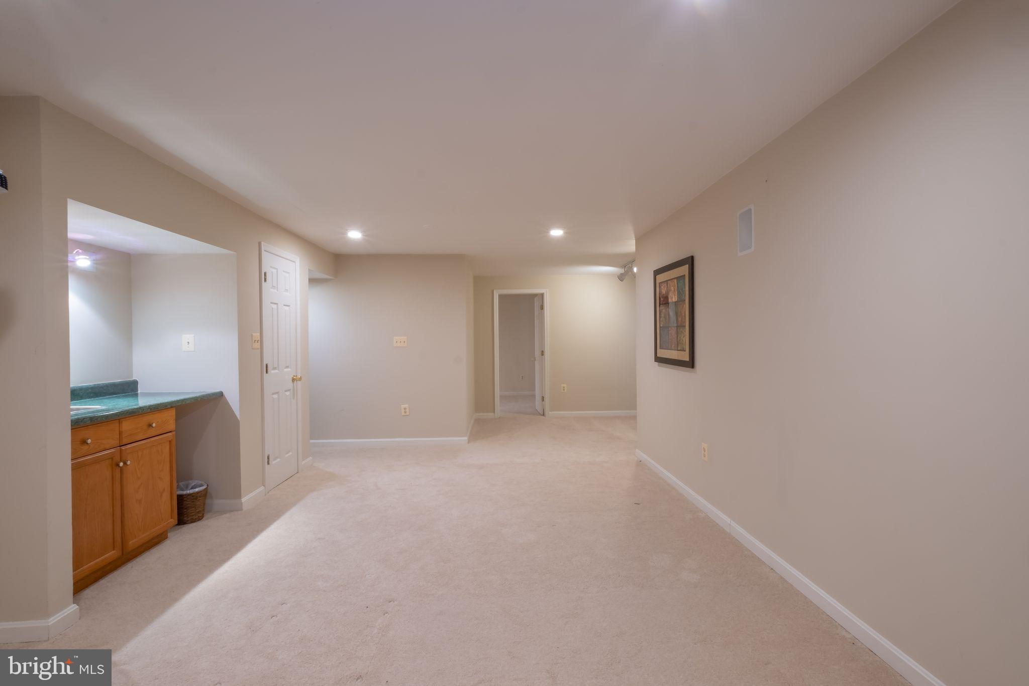 POTOMAC LAKES - Residential