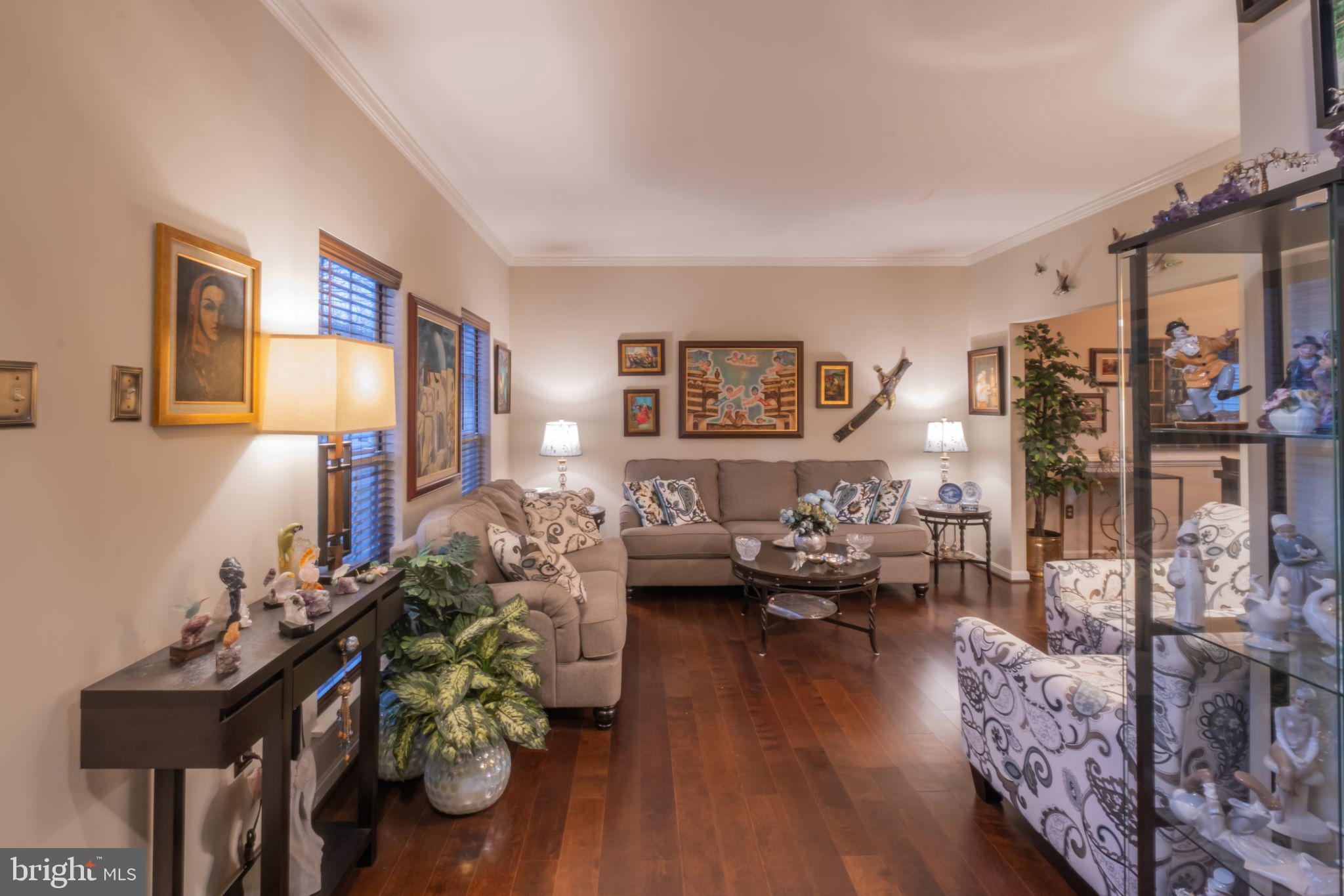 POTOMAC LAKES - Residential