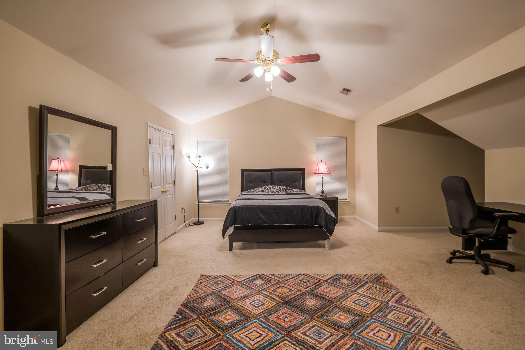 POTOMAC LAKES - Residential