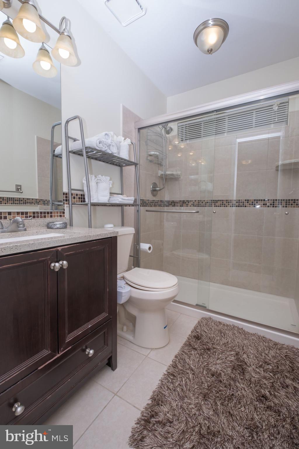 POTOMAC LAKES - Residential