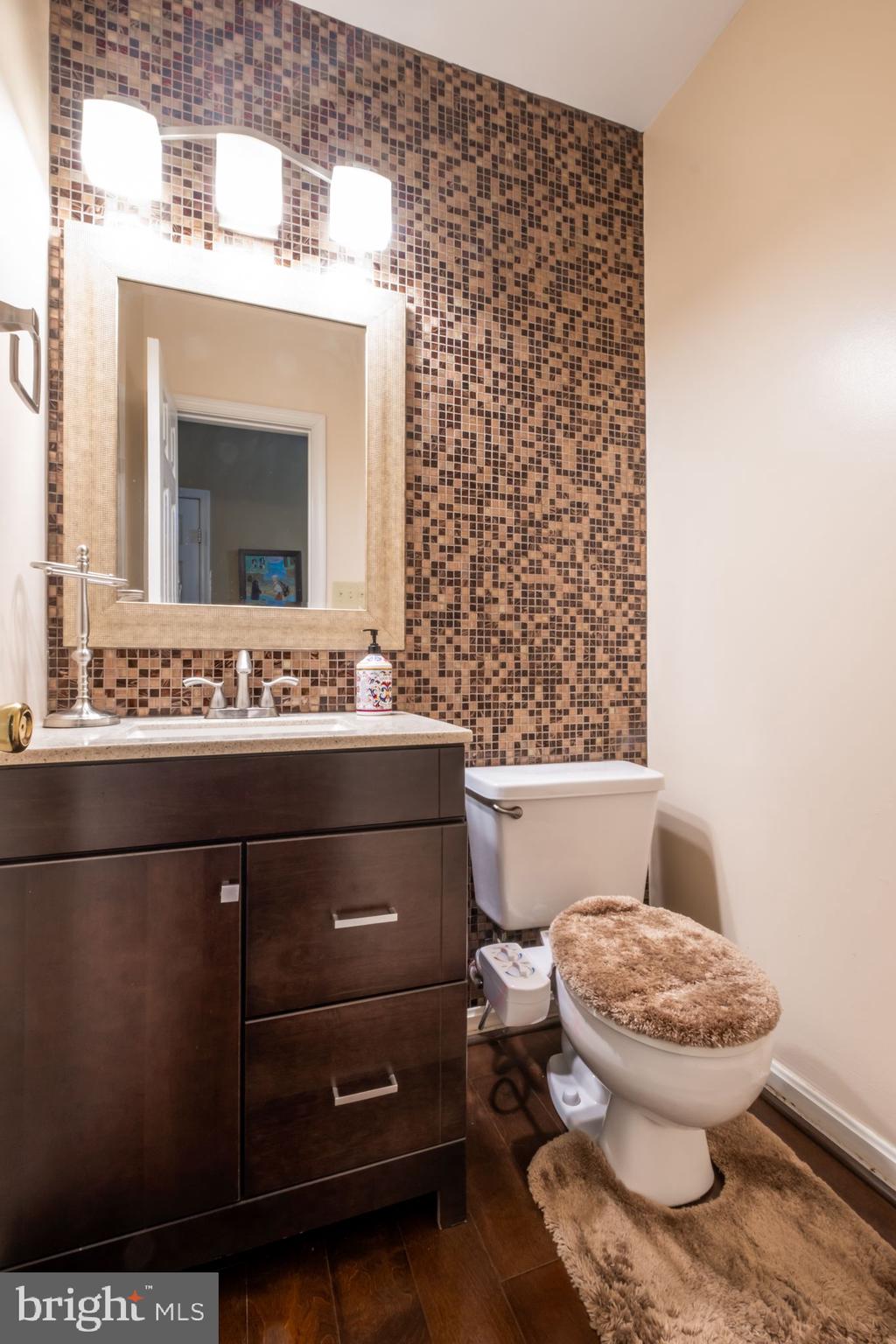 POTOMAC LAKES - Residential