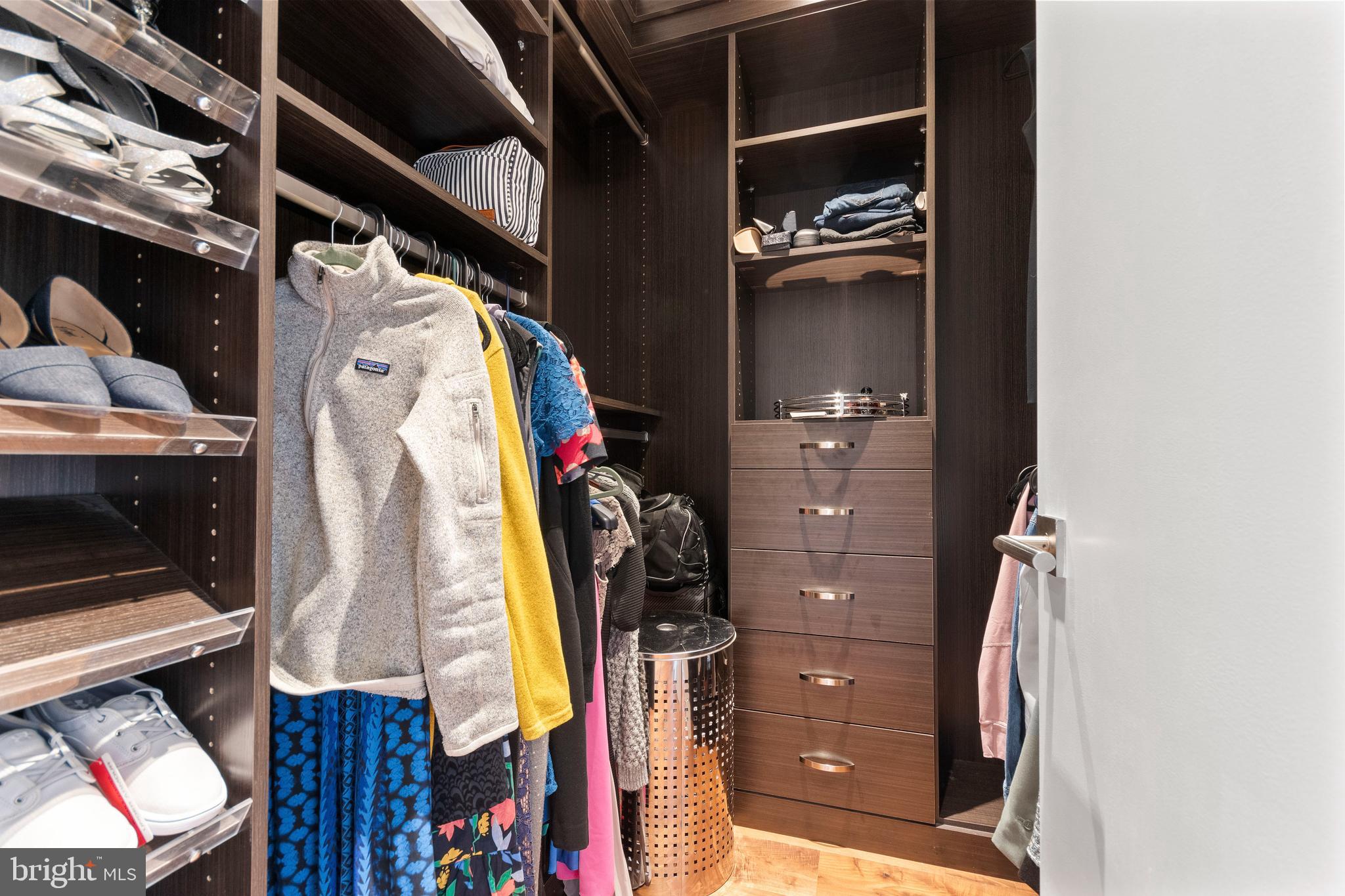 OLD CITY - Residential