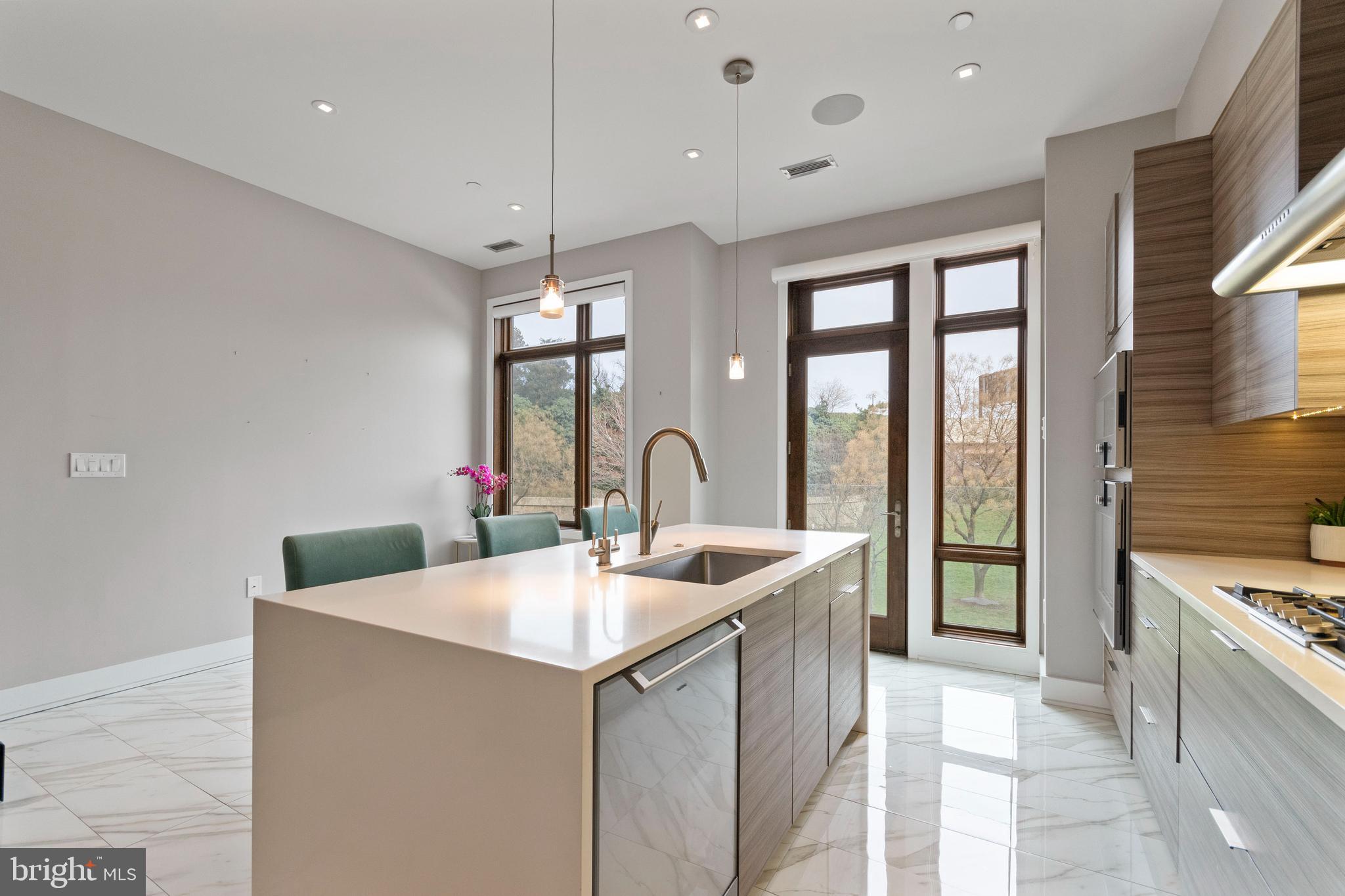 OLD CITY - Residential