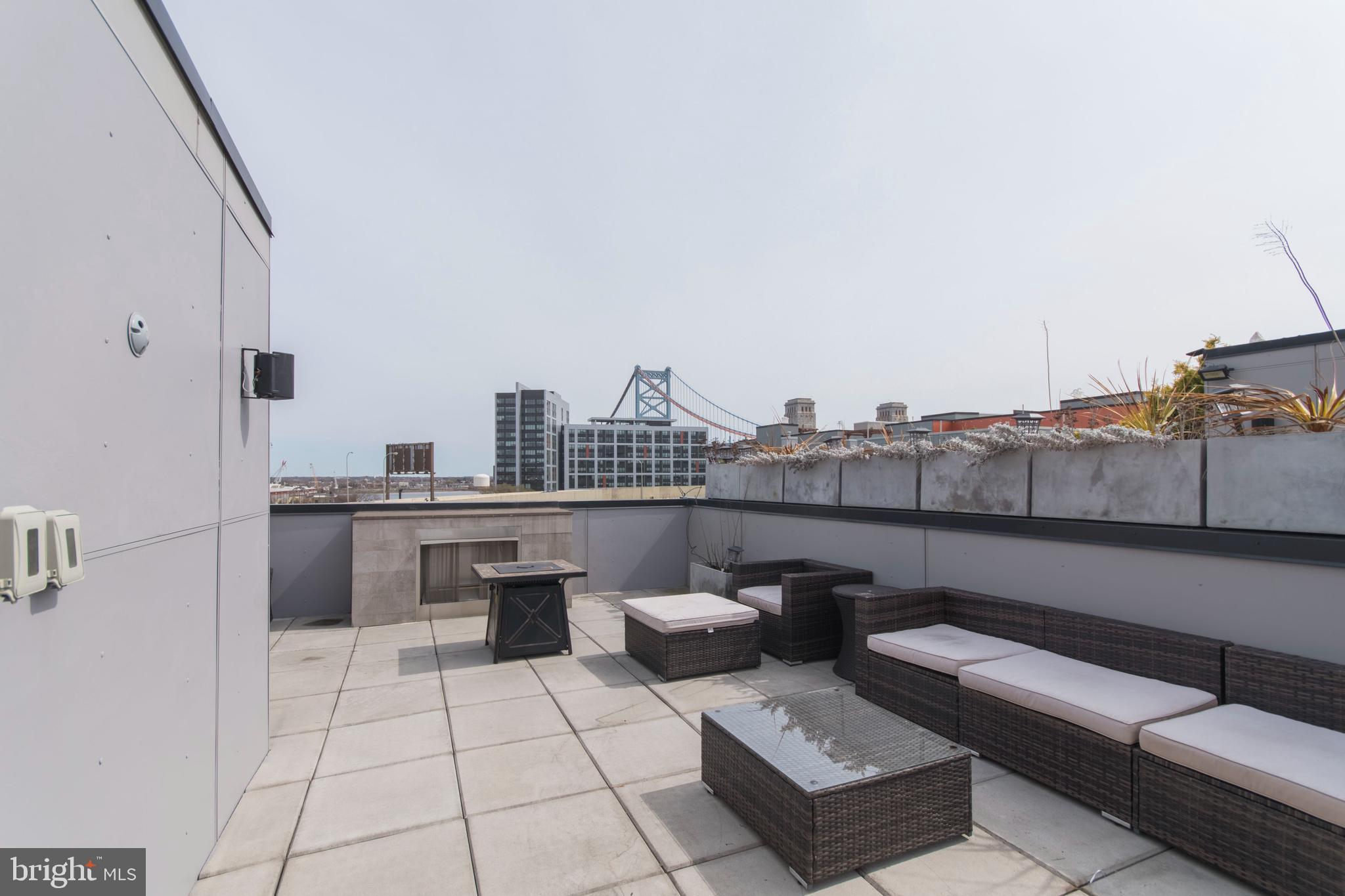 OLD CITY - Residential