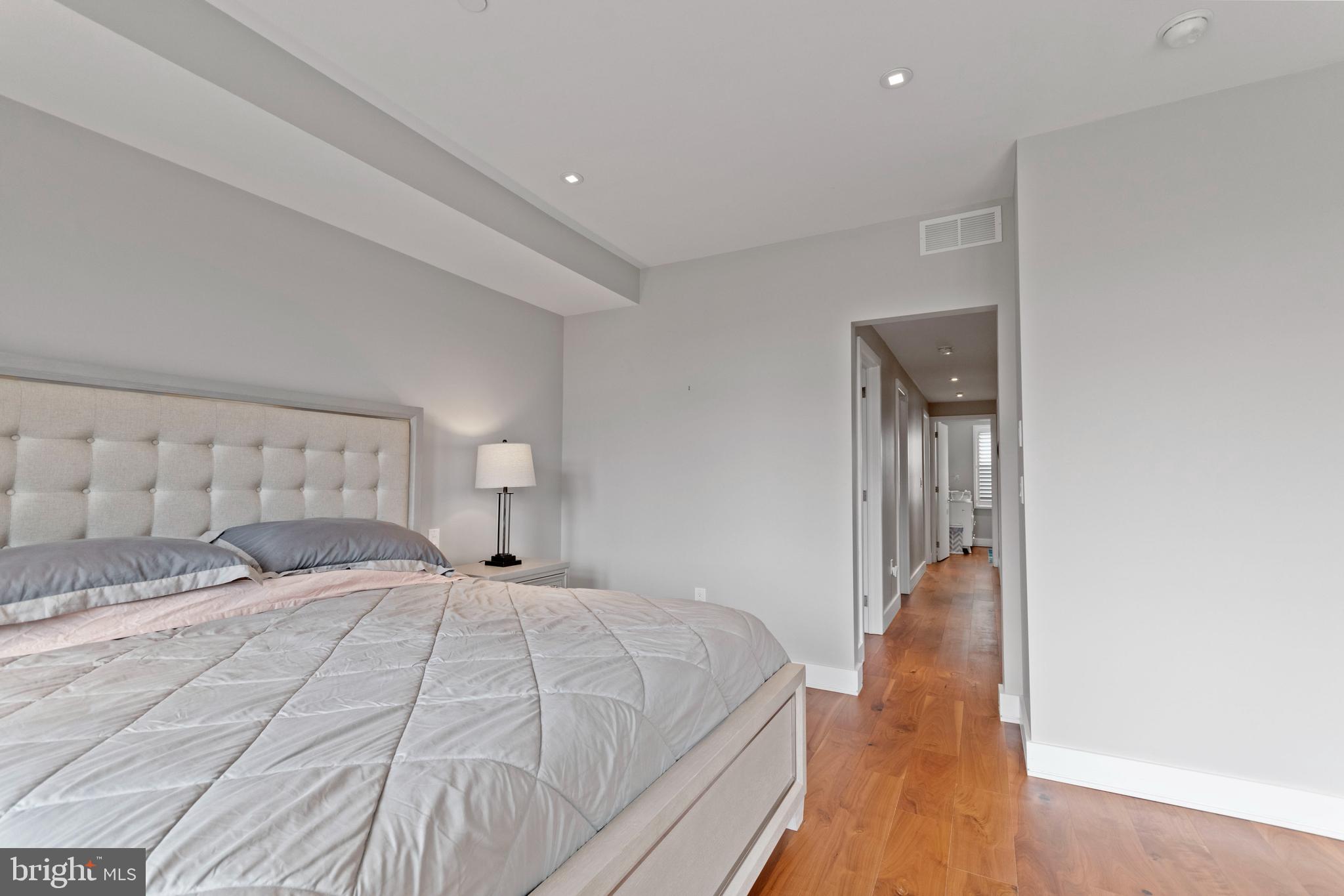 OLD CITY - Residential