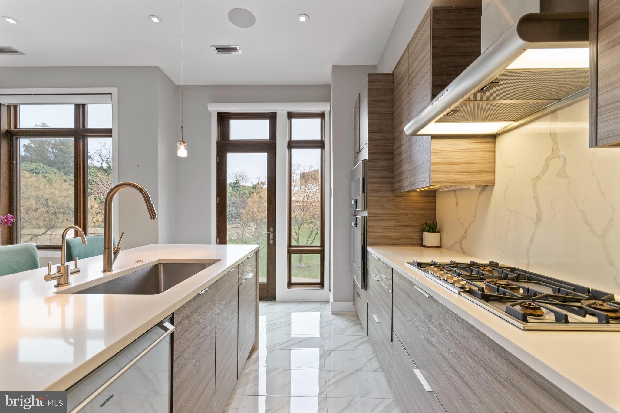 OLD CITY - Residential