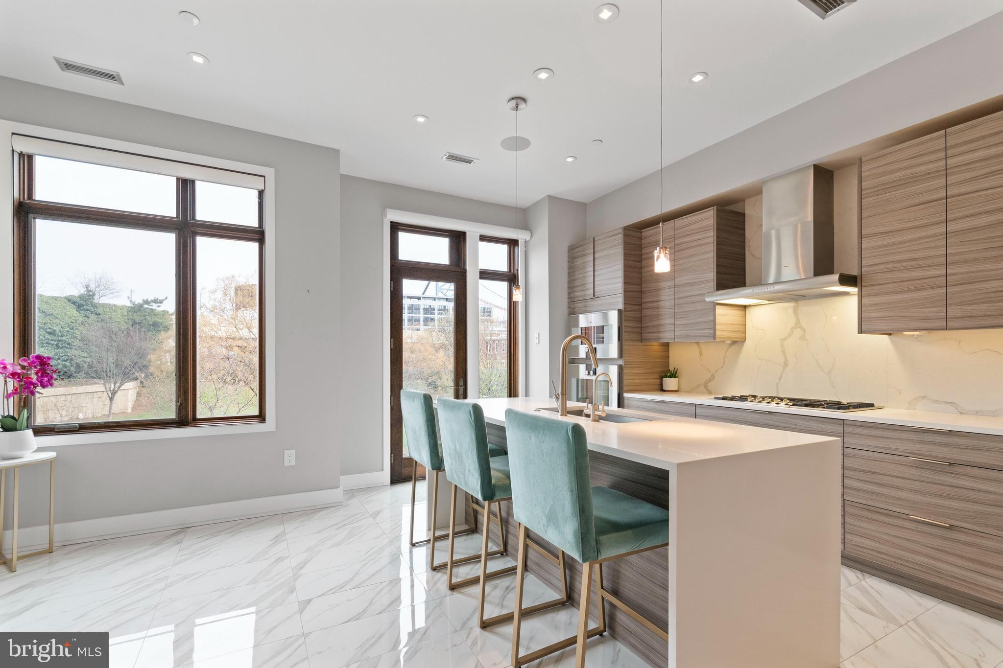 OLD CITY - Residential