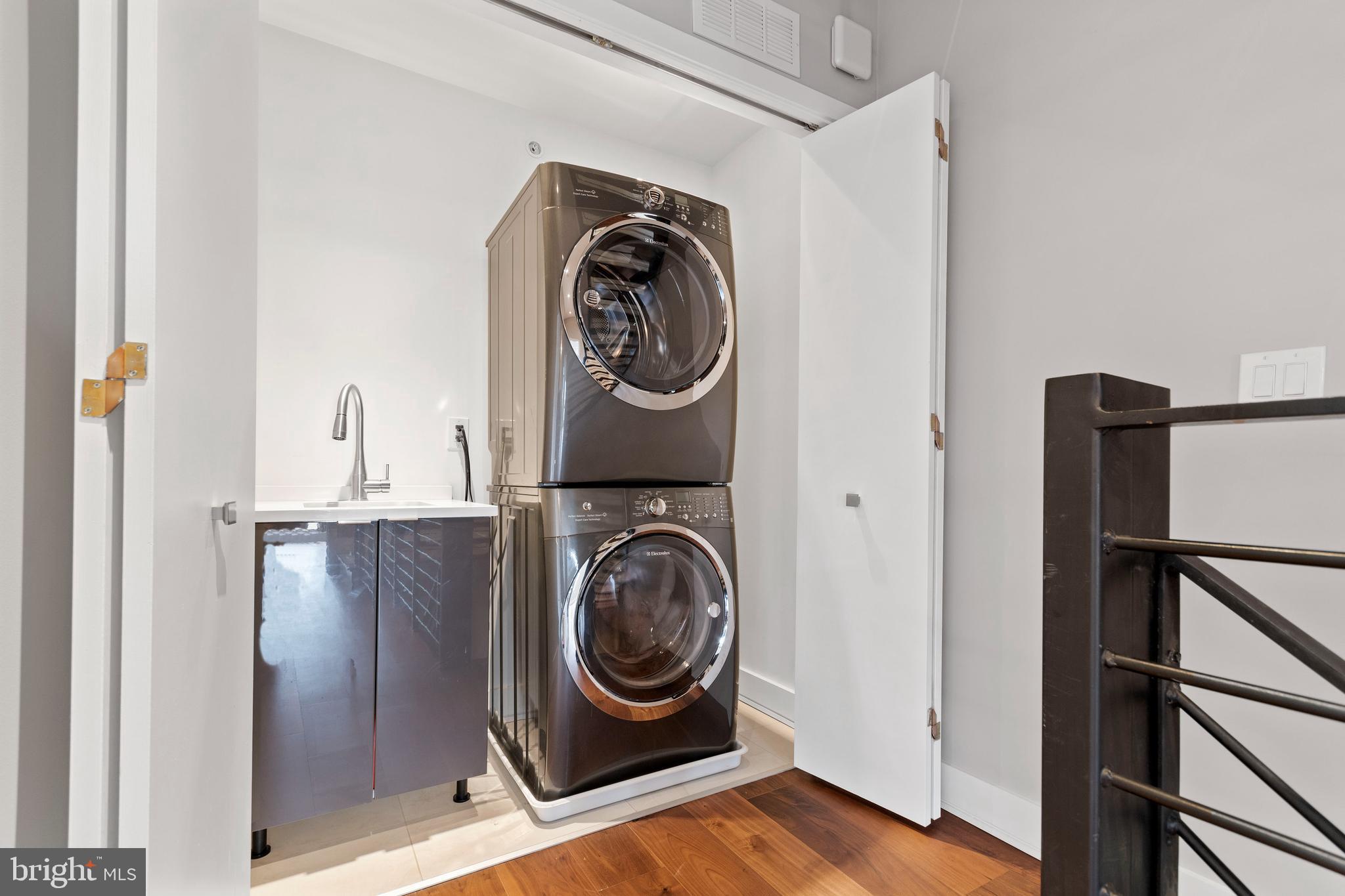 OLD CITY - Residential