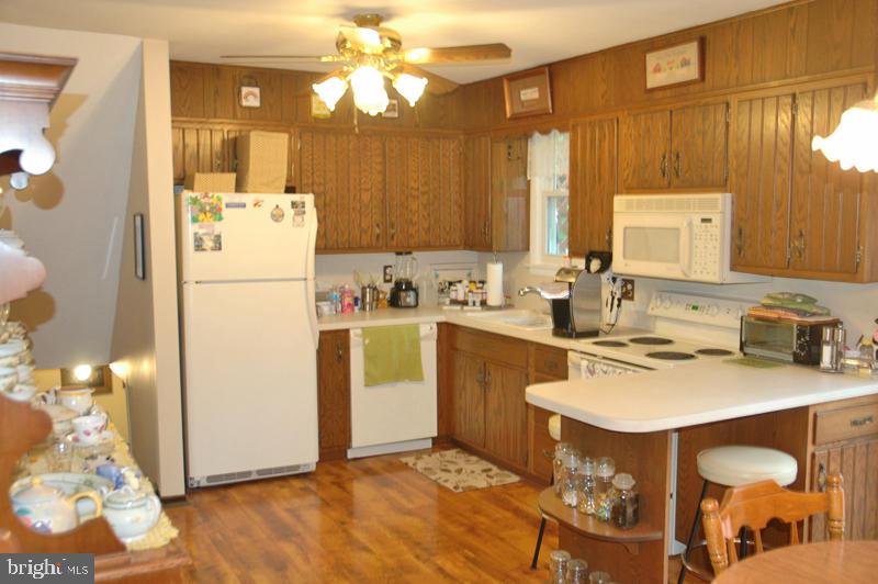 LETORT MANOR - Residential