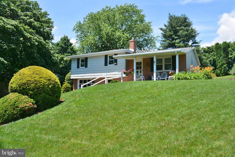 LETORT MANOR - Residential