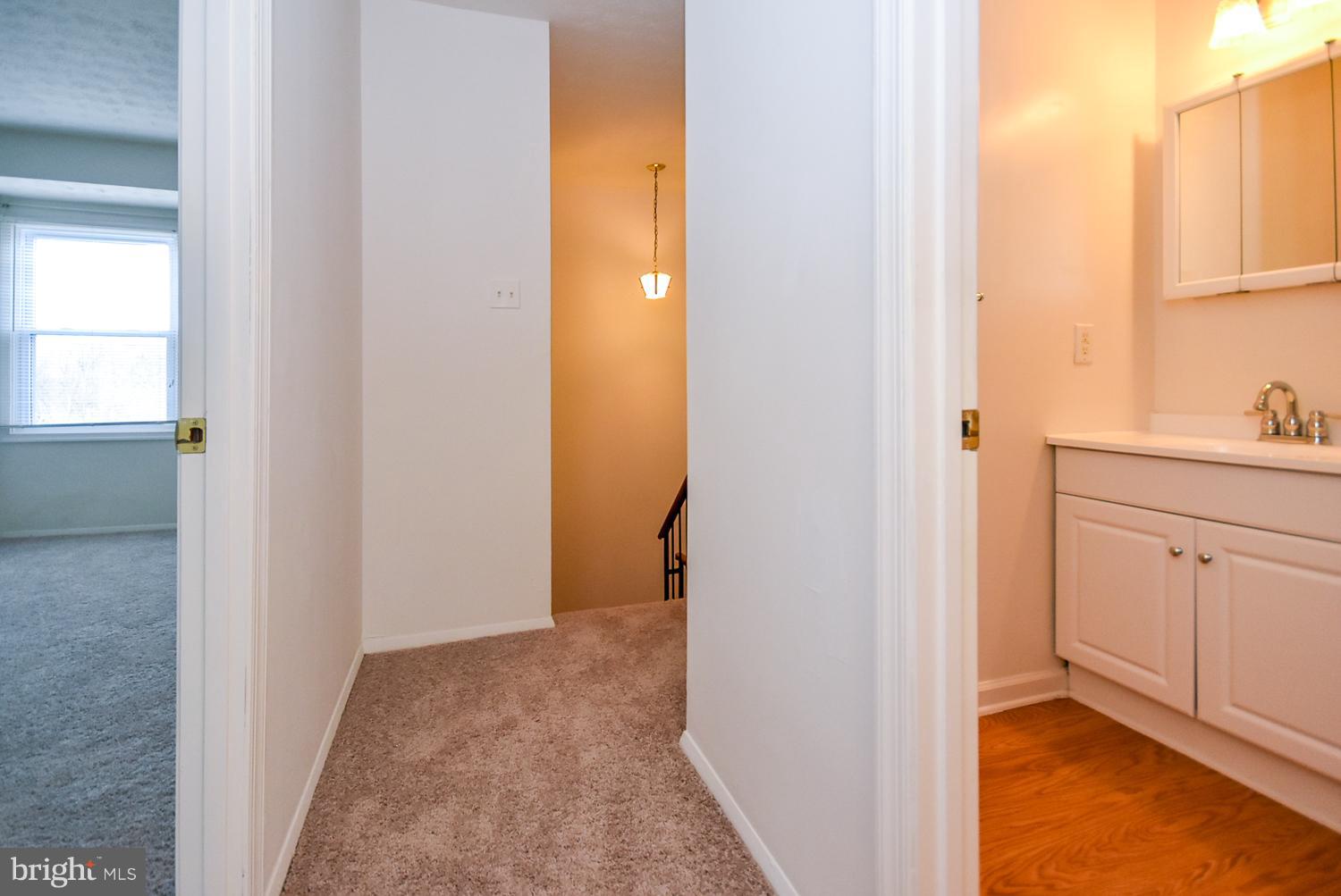 CROFTON MEADOWS - Residential Lease