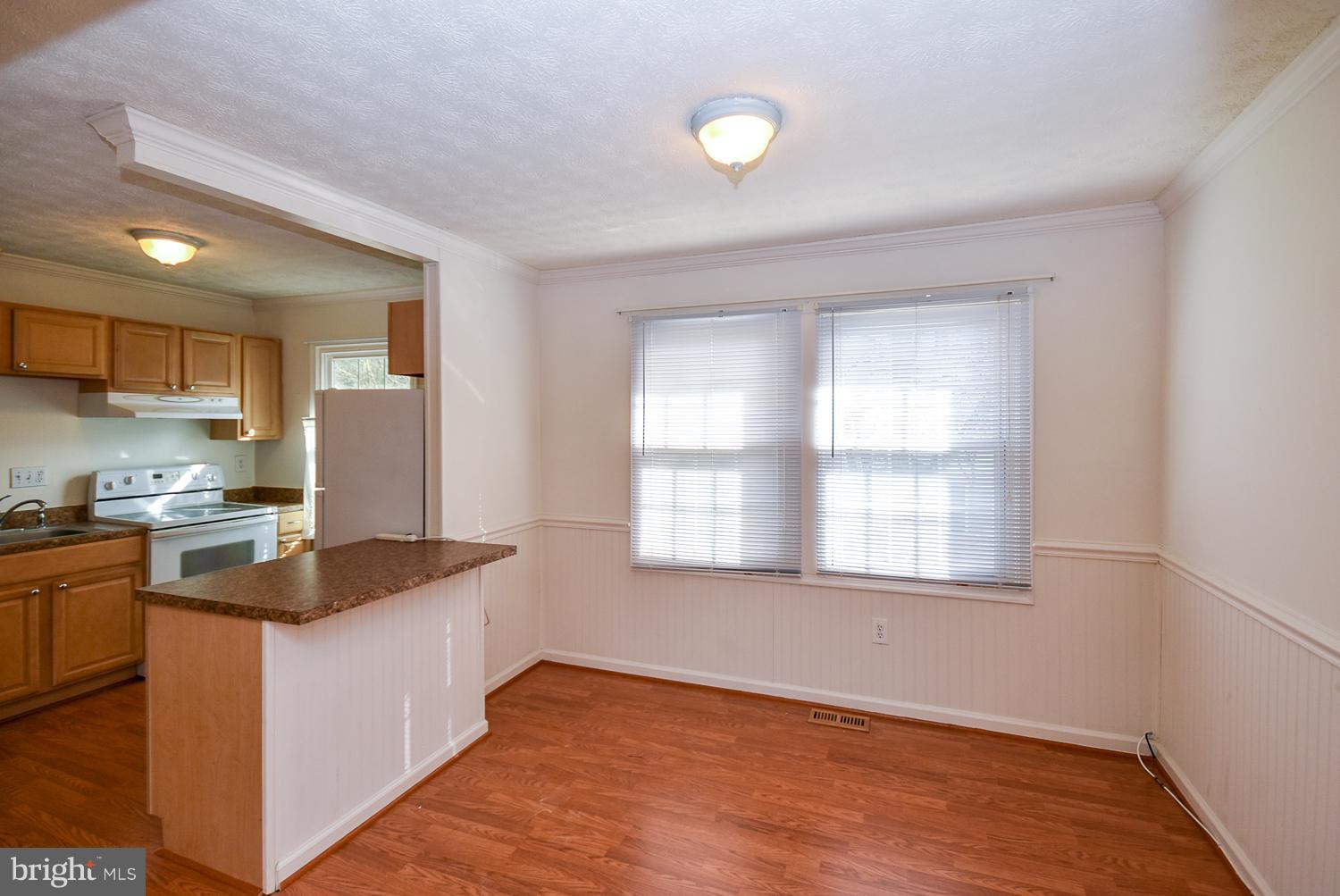 CROFTON MEADOWS - Residential Lease