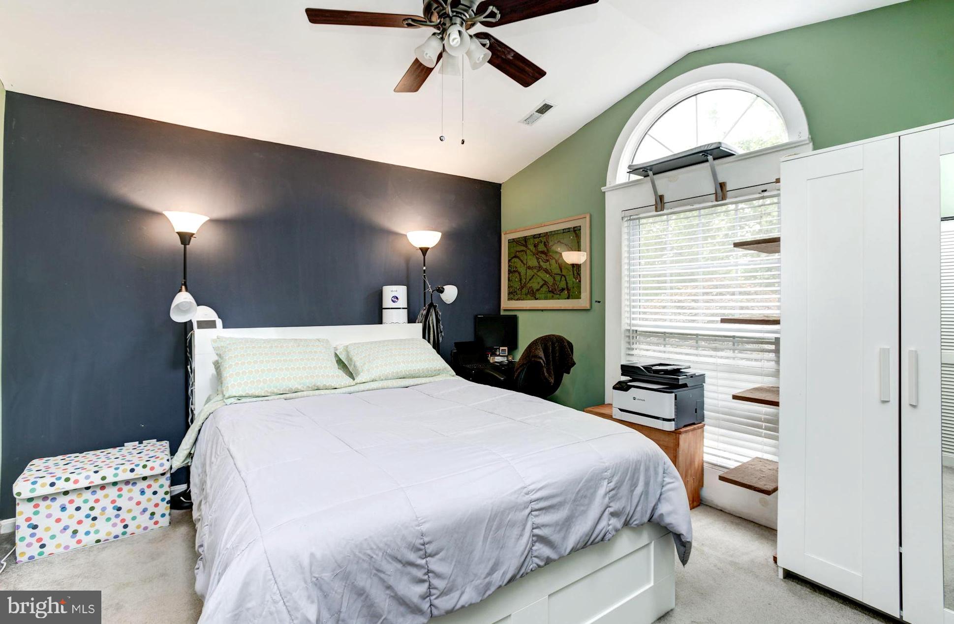 SYLVAN SHORES - Residential